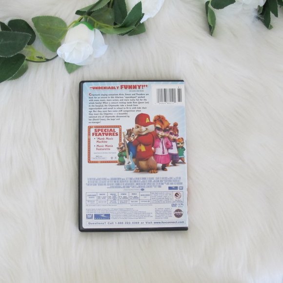 3/$15 Alvin and the Chipmunks the Squeakquel DVD - Picture 3 of 4